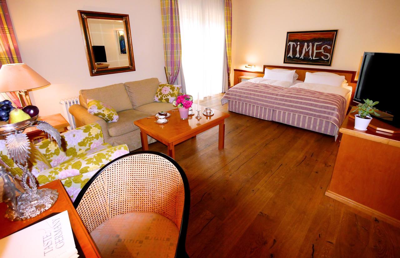 Villa Hammerschmiede Soellingen ภายนอก รูปภาพ